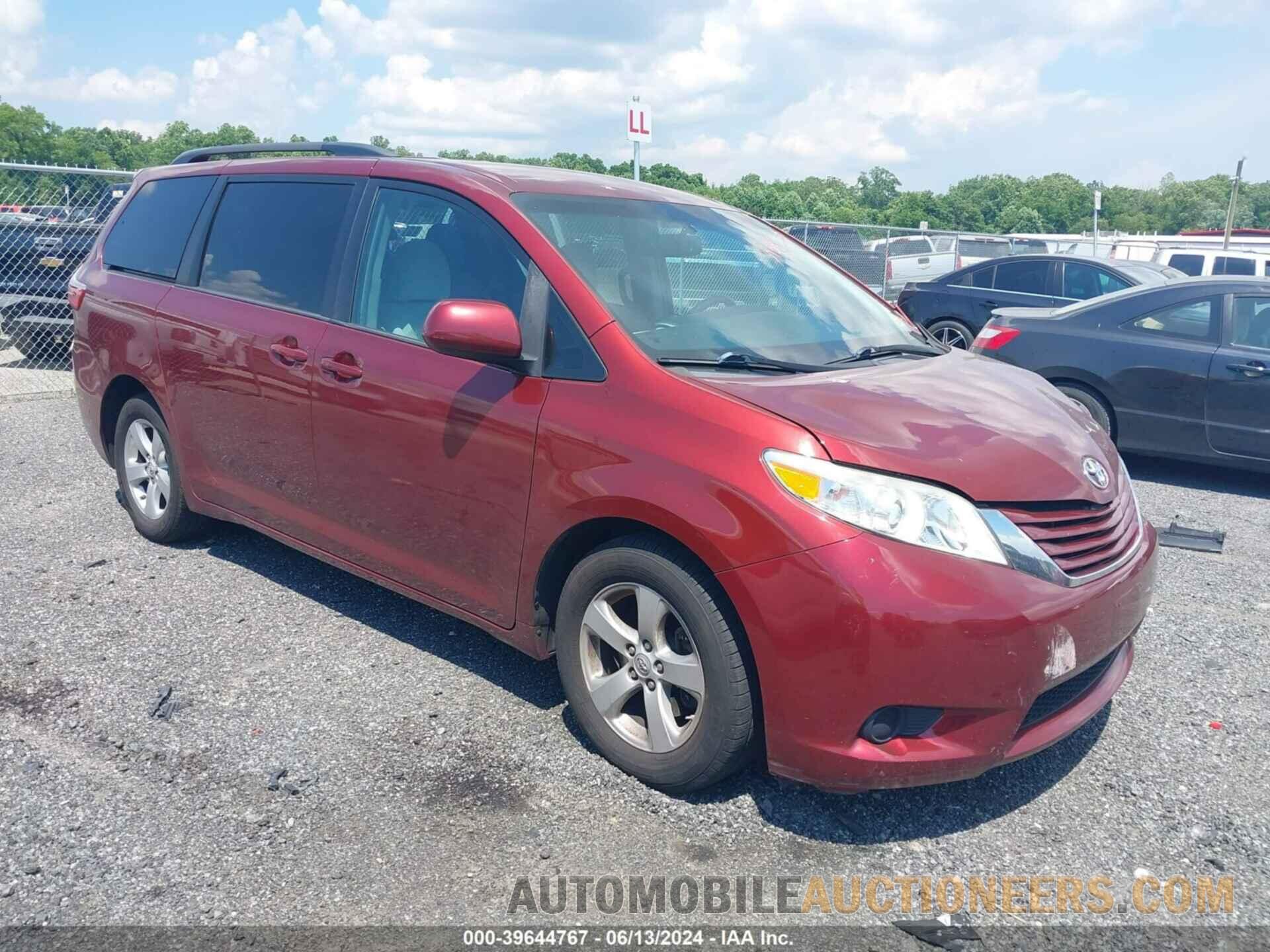 5TDKZ3DC2HS824949 TOYOTA SIENNA 2017