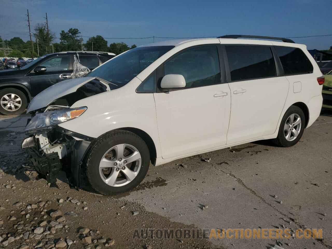 5TDKZ3DC2HS830945 TOYOTA All Models 2017