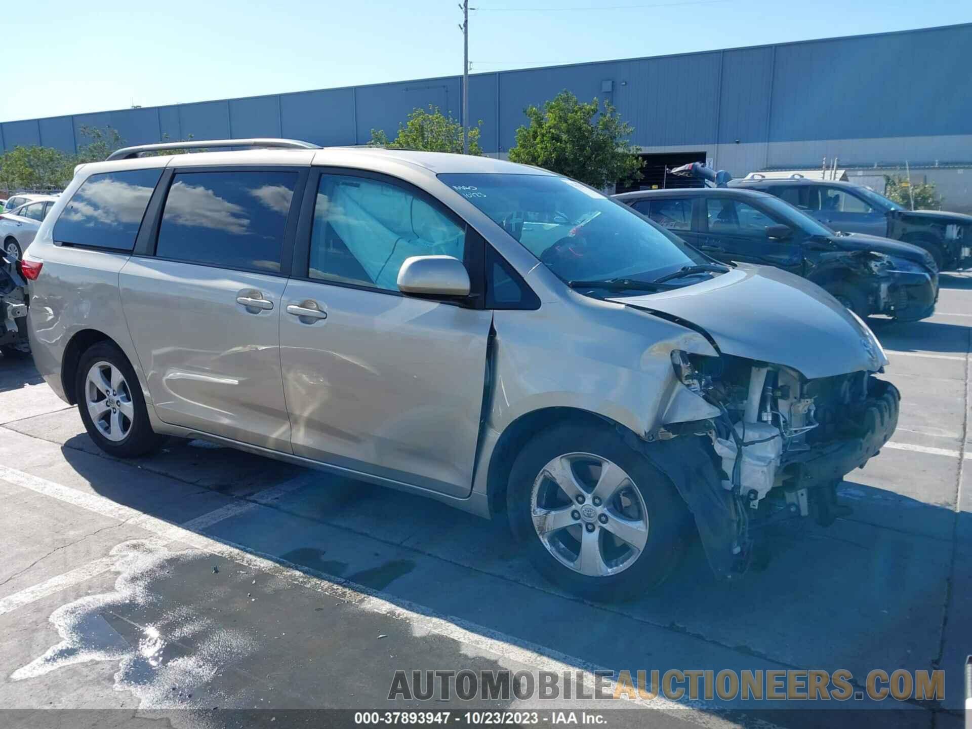 5TDKZ3DC2HS831724 TOYOTA SIENNA 2017