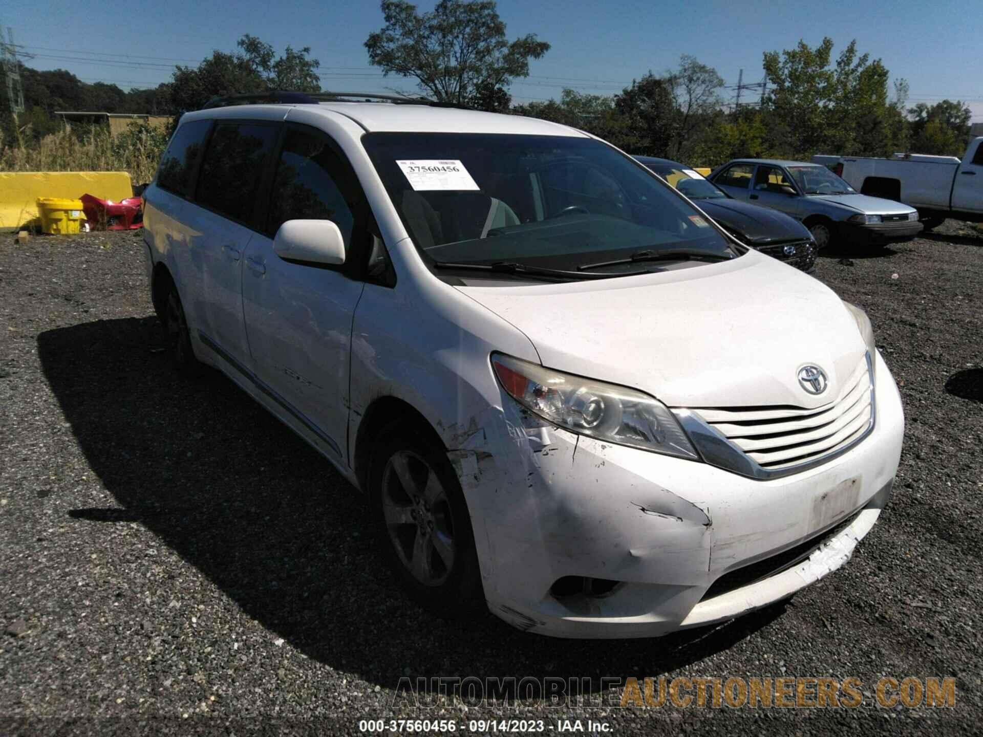 5TDKZ3DC2HS850113 TOYOTA SIENNA 2017