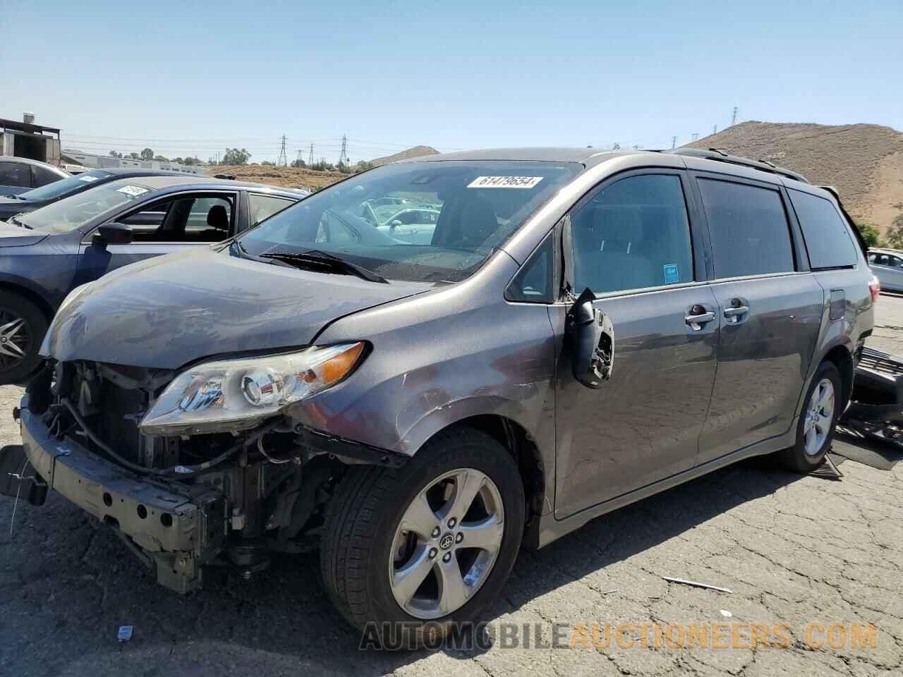 5TDKZ3DC2JS933935 TOYOTA All Models 2018