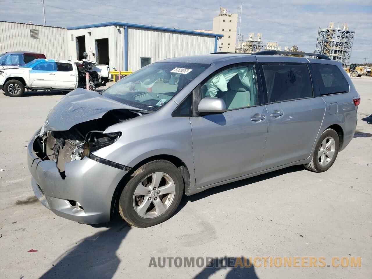 5TDKZ3DC3HS783599 TOYOTA All Models 2017