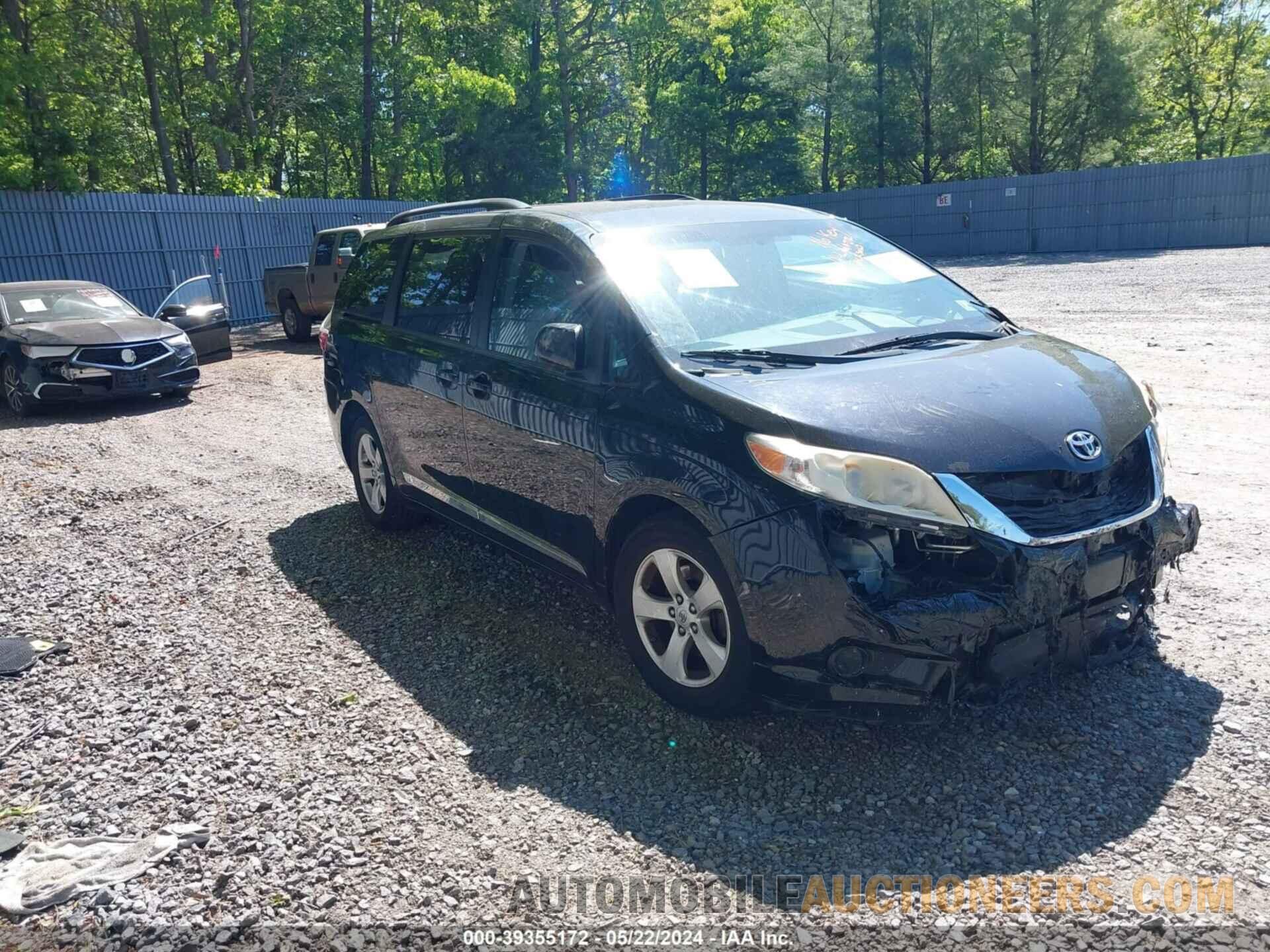 5TDKZ3DC3HS786793 TOYOTA SIENNA 2017