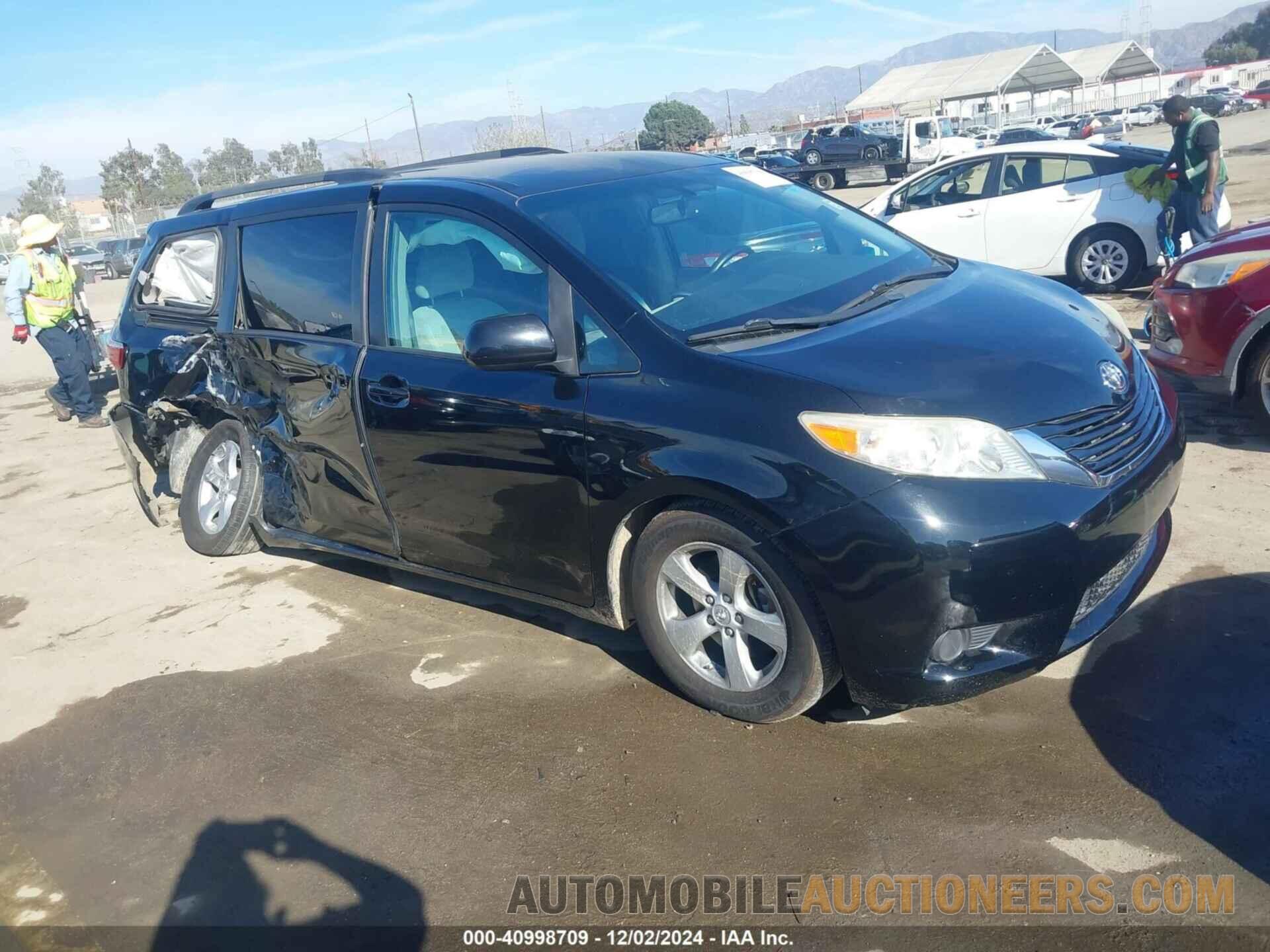 5TDKZ3DC3HS789239 TOYOTA SIENNA 2017