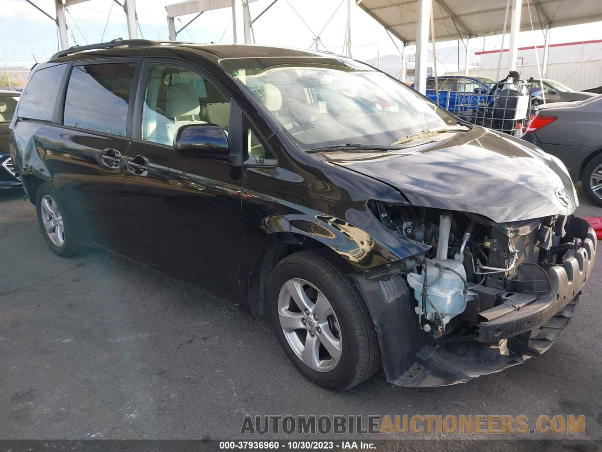 5TDKZ3DC3HS862710 TOYOTA SIENNA 2017