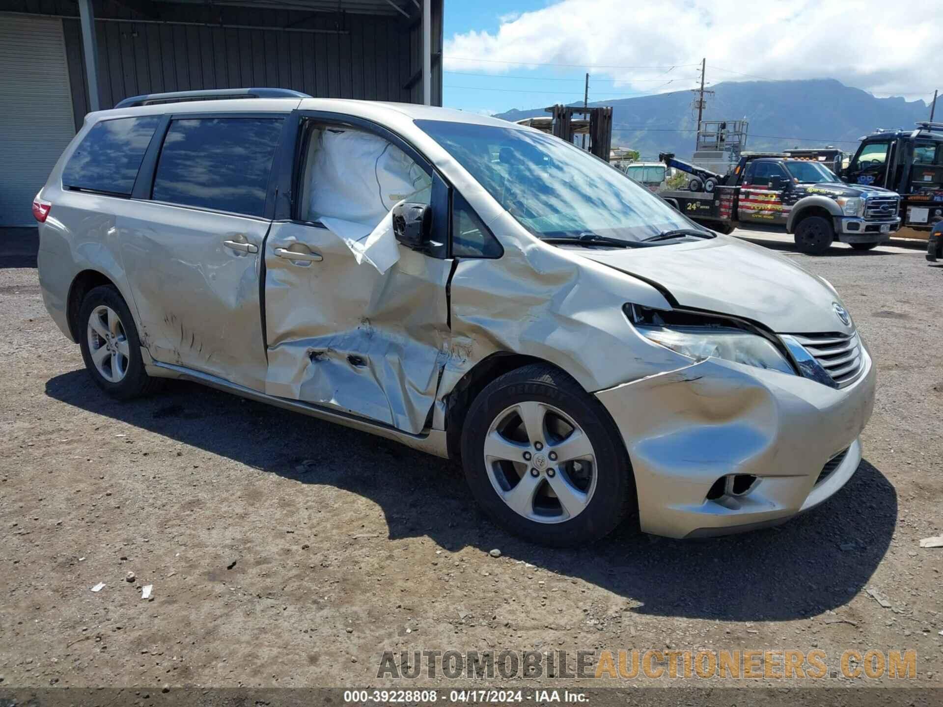 5TDKZ3DC3HS894900 TOYOTA SIENNA 2017