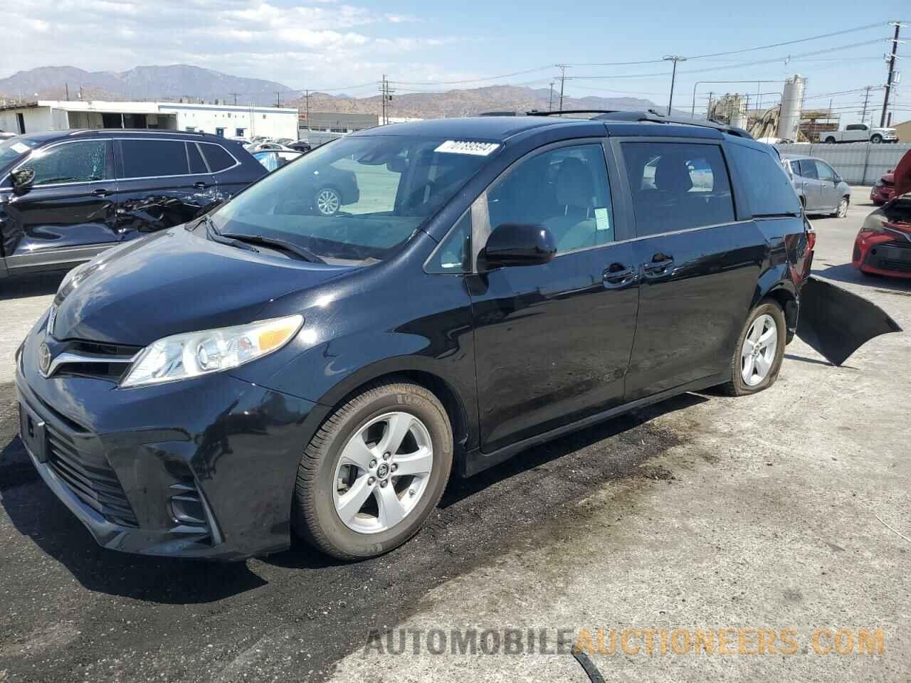 5TDKZ3DC3JS933667 TOYOTA All Models 2018