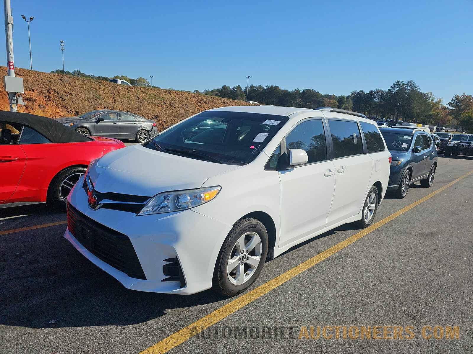 5TDKZ3DC3LS023570 Toyota Sienna LE 2020