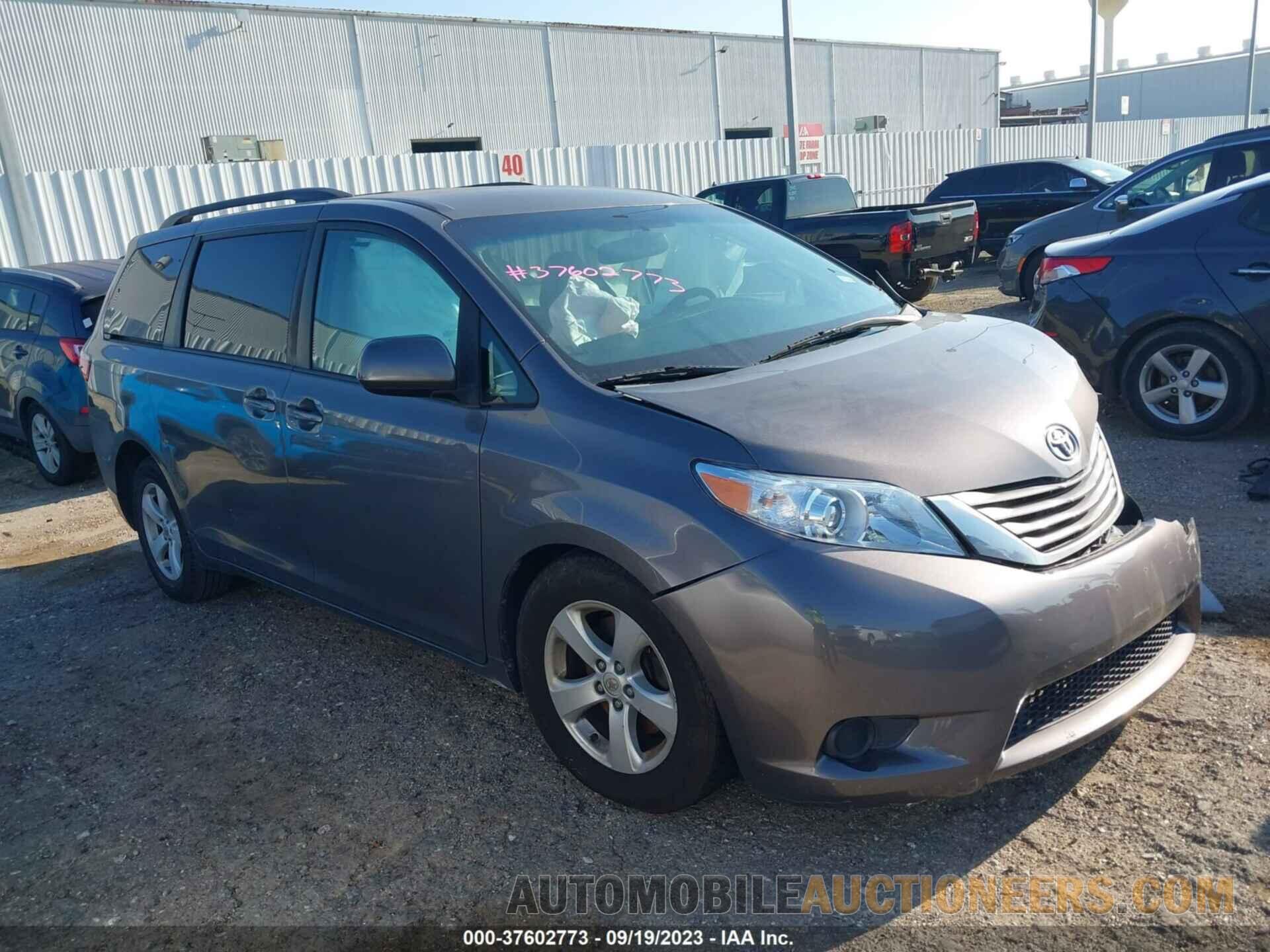 5TDKZ3DC4HS771722 TOYOTA SIENNA 2017