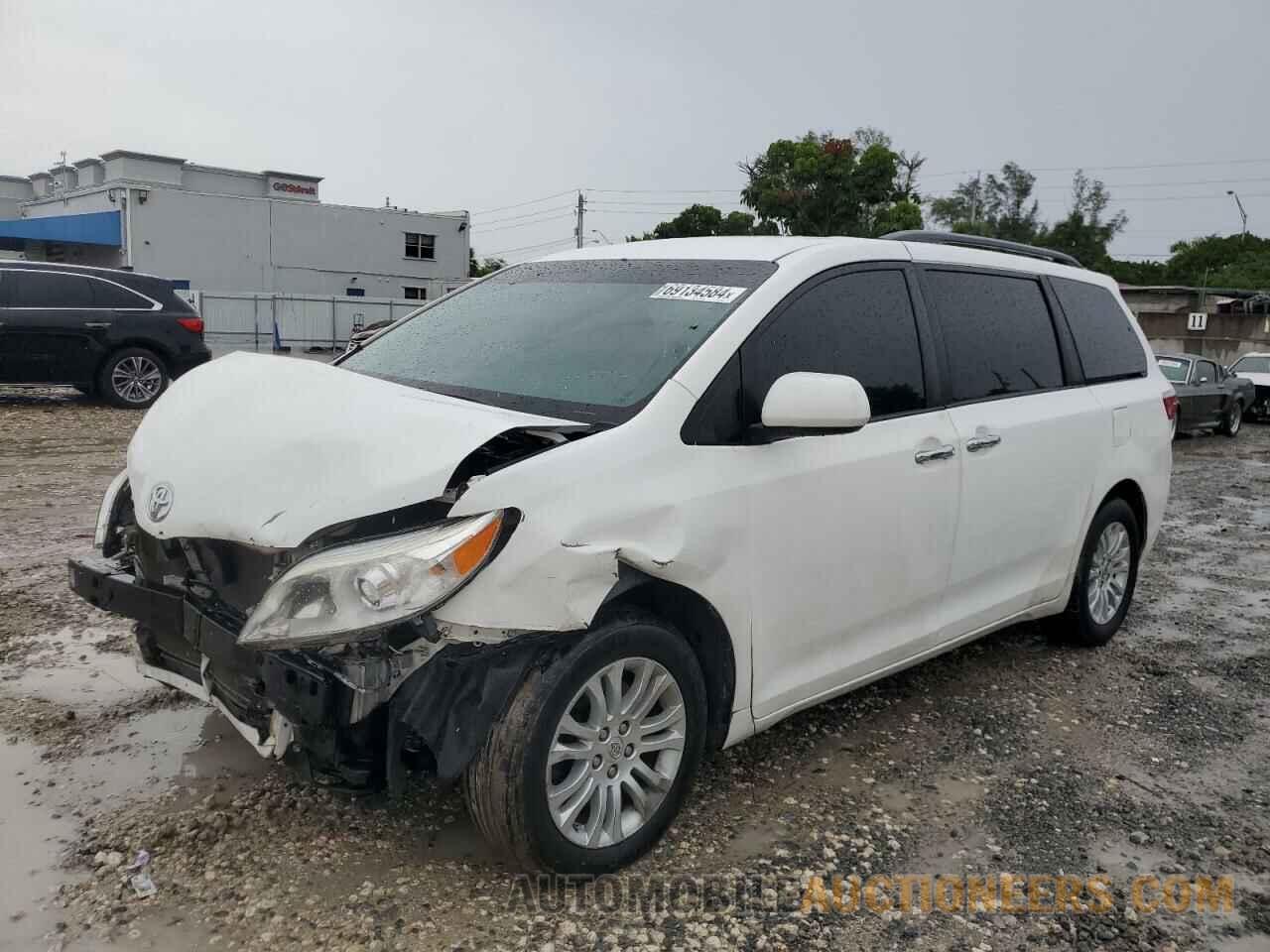 5TDKZ3DC4HS778413 TOYOTA All Models 2017