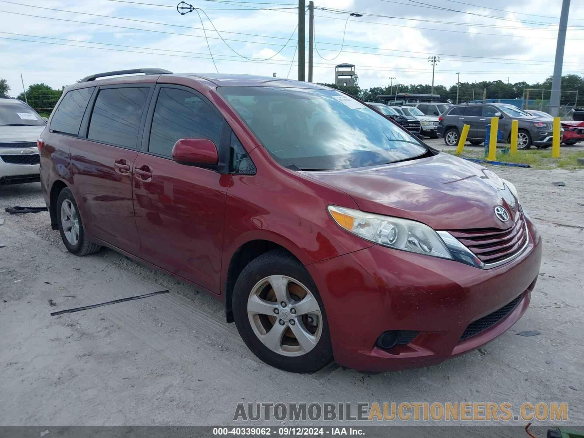 5TDKZ3DC4HS779349 TOYOTA SIENNA 2017