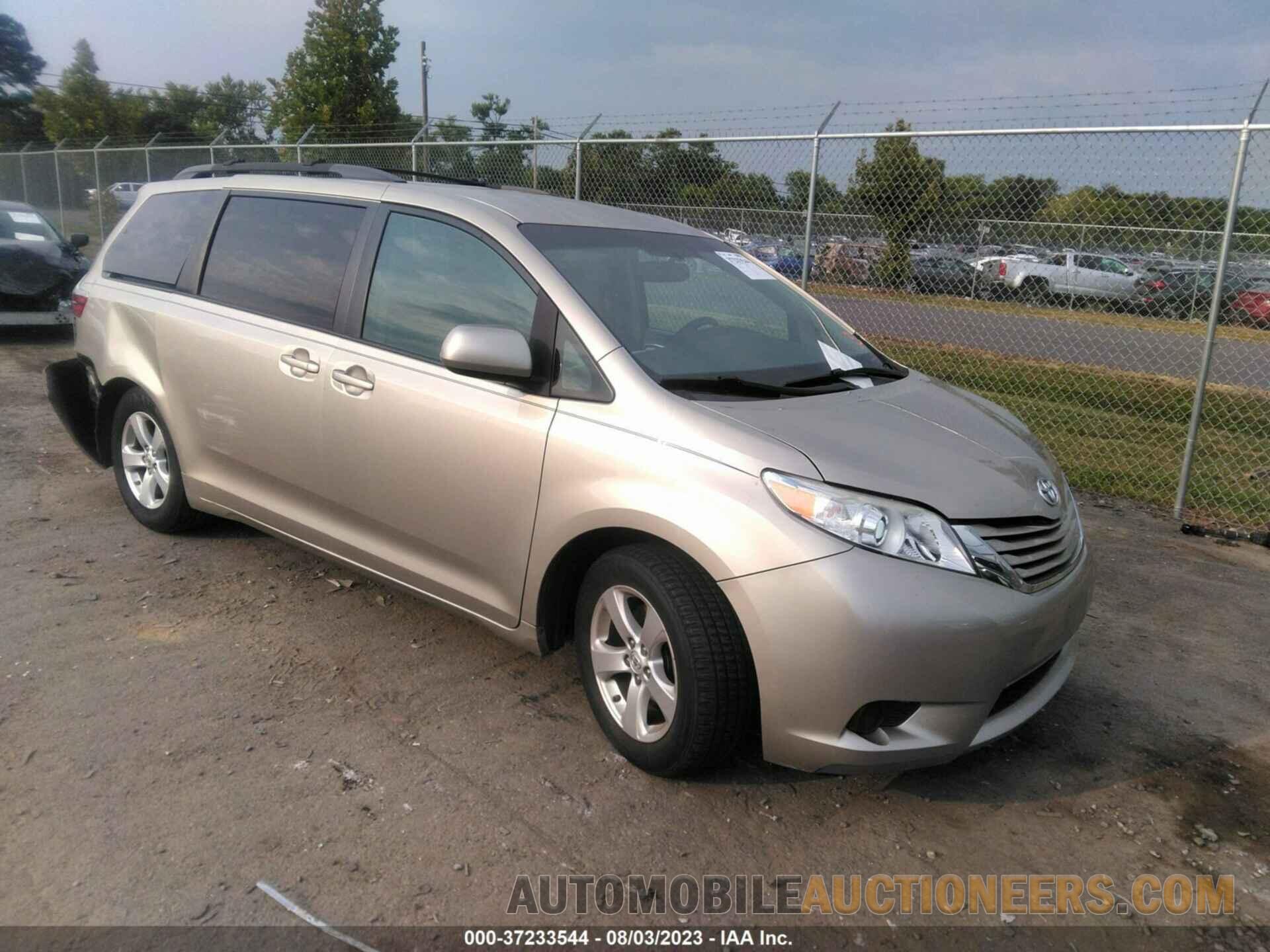 5TDKZ3DC4HS858505 TOYOTA SIENNA 2017