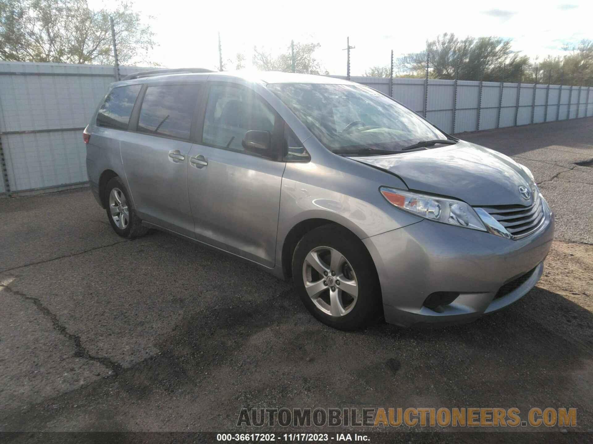 5TDKZ3DC4HS866426 TOYOTA SIENNA 2017