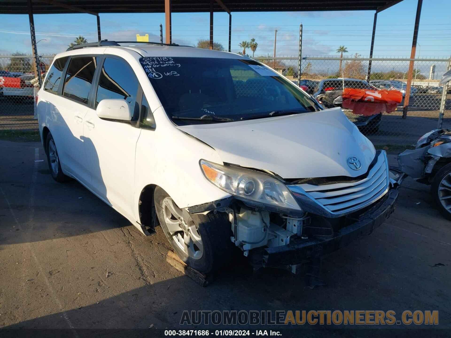 5TDKZ3DC4HS899183 TOYOTA SIENNA 2017