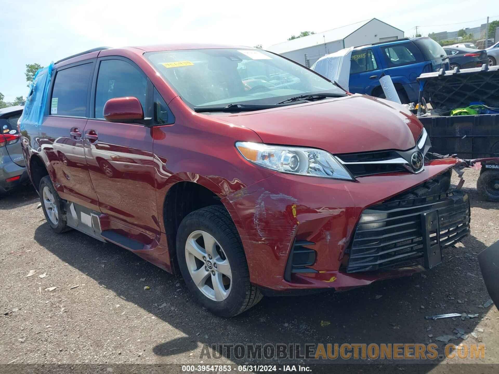 5TDKZ3DC4JS958934 TOYOTA SIENNA 2018