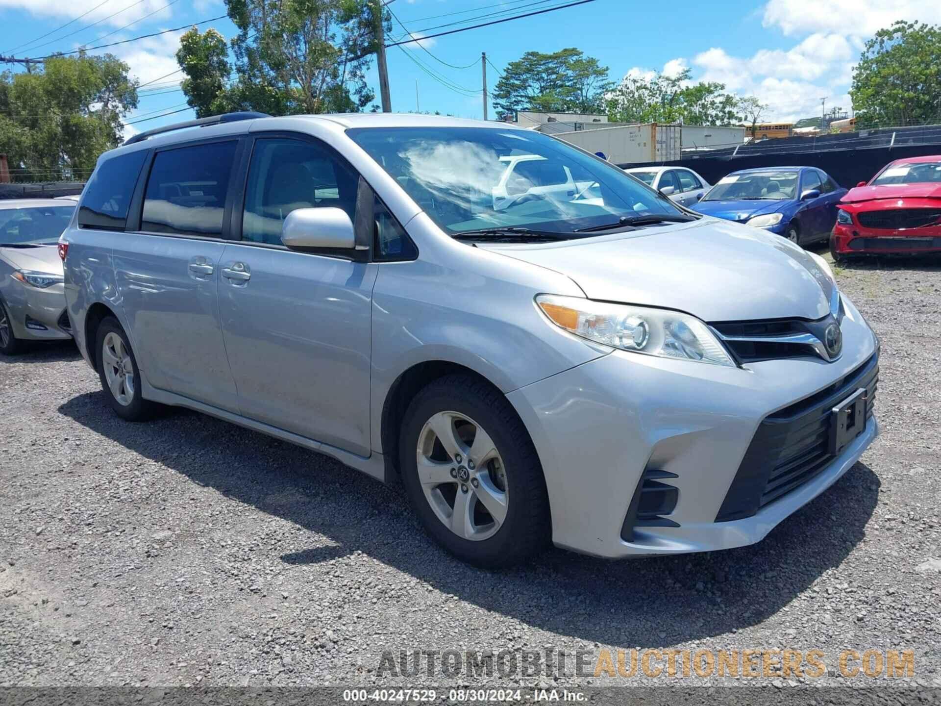 5TDKZ3DC4JS965771 TOYOTA SIENNA 2018