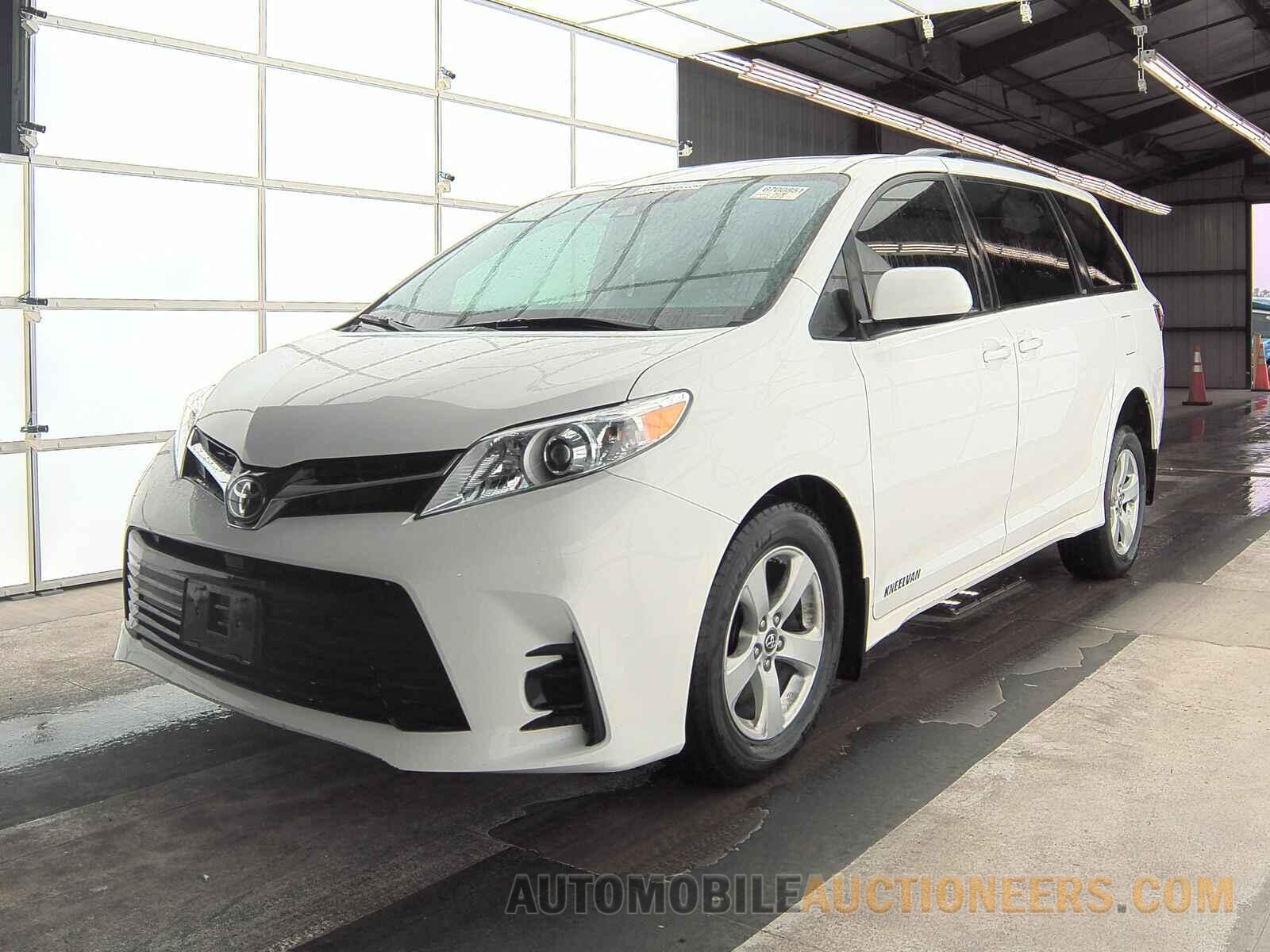 5TDKZ3DC4KS001401 Toyota Sienna LE 2019