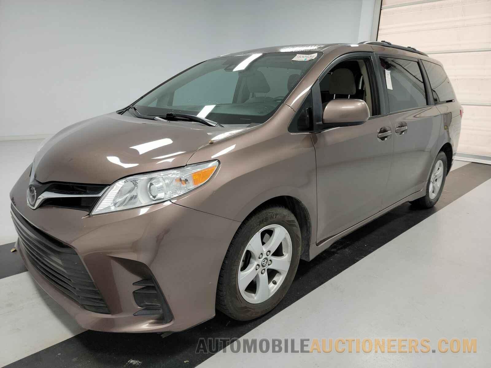 5TDKZ3DC4LS056223 Toyota Sienna LE 2020