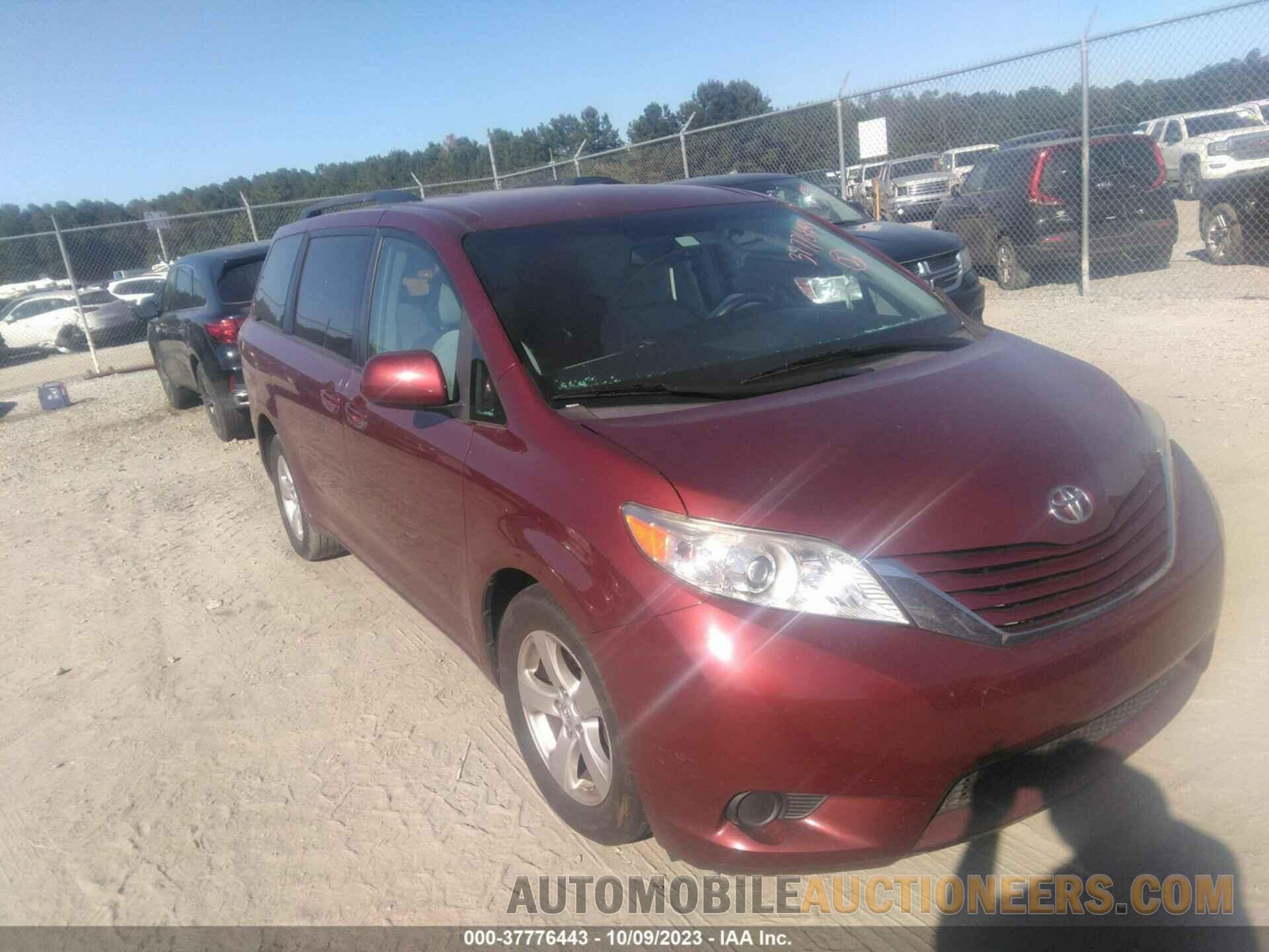 5TDKZ3DC5HS800869 TOYOTA SIENNA 2017