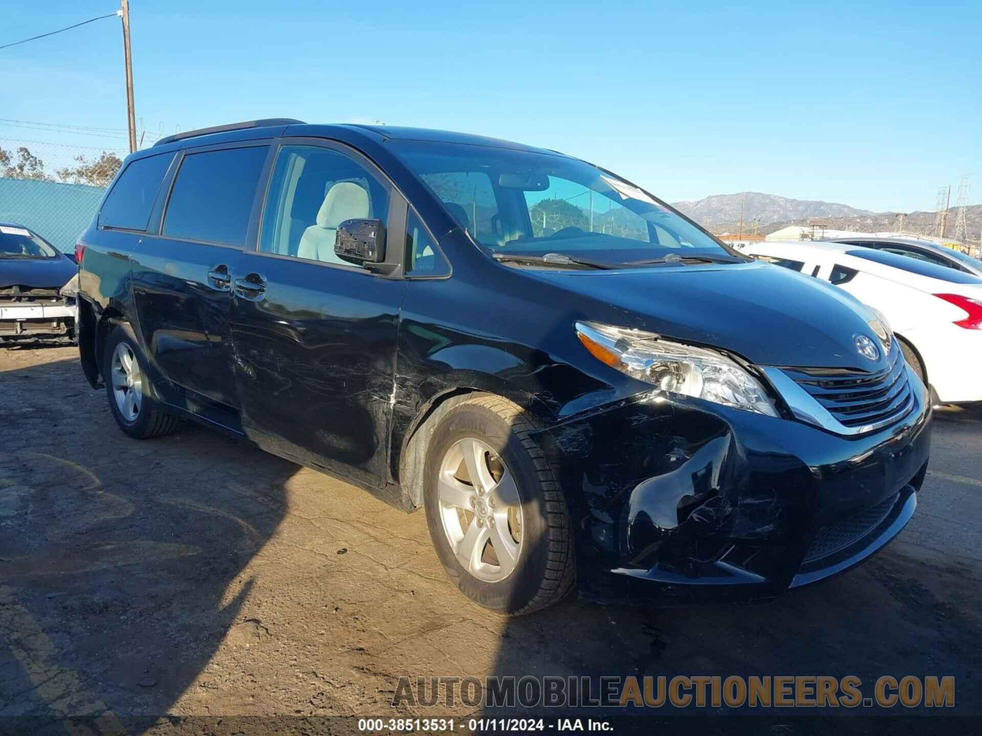 5TDKZ3DC5HS832219 TOYOTA SIENNA 2017