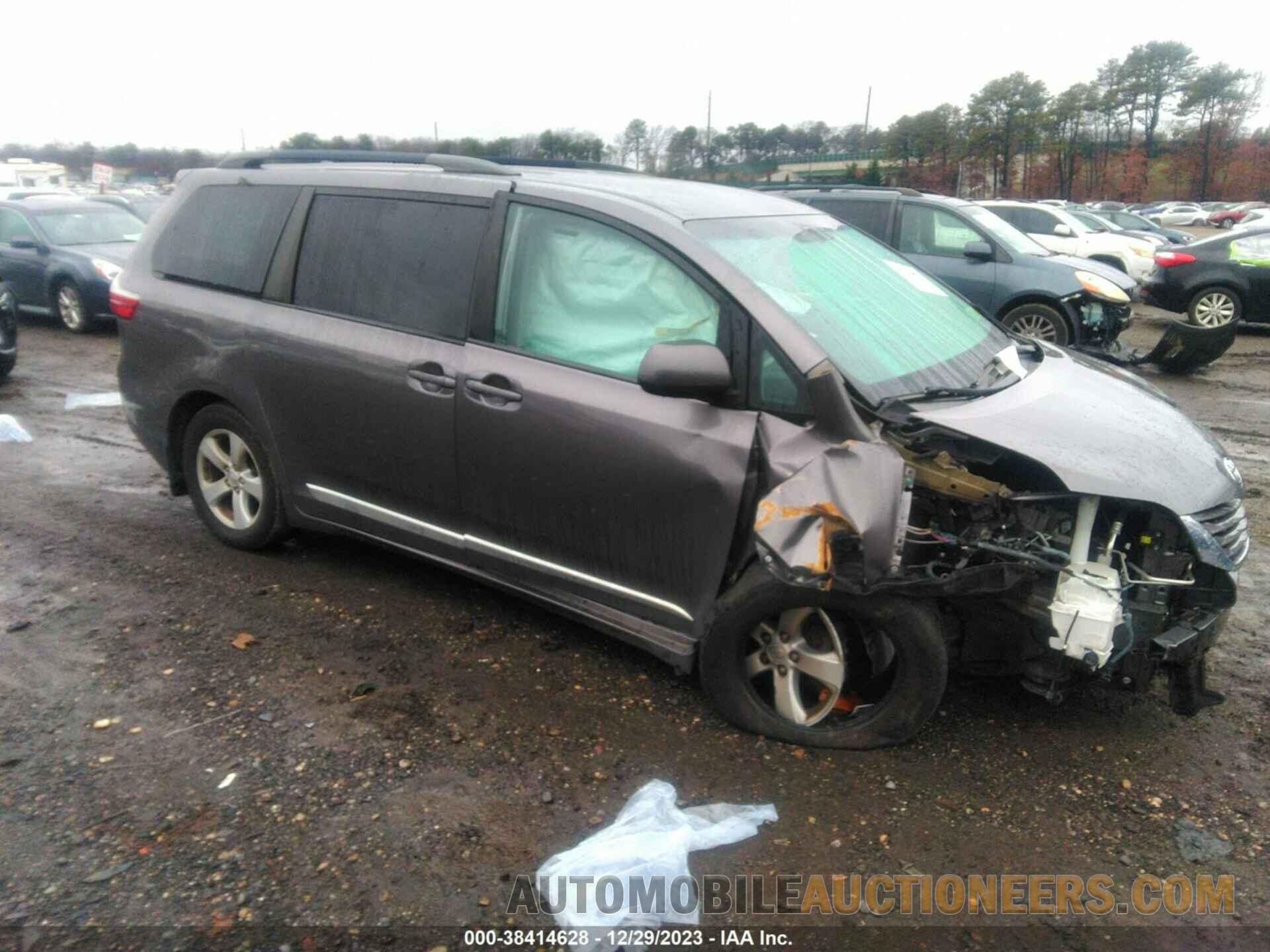 5TDKZ3DC5HS880691 TOYOTA SIENNA 2017