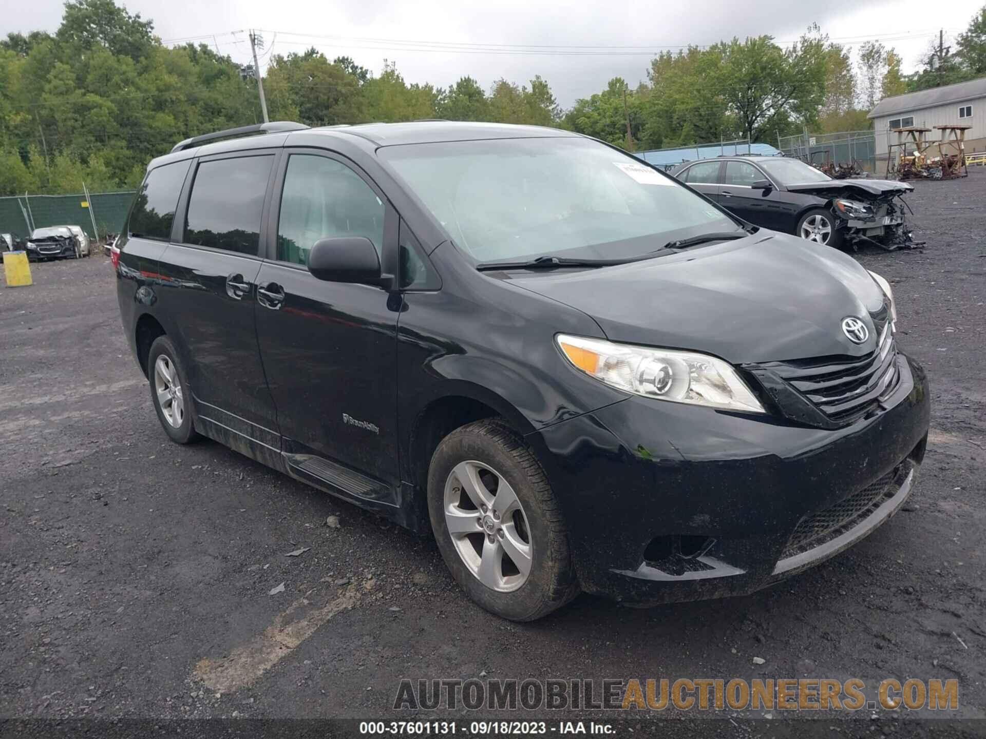 5TDKZ3DC5HS890346 TOYOTA SIENNA 2017