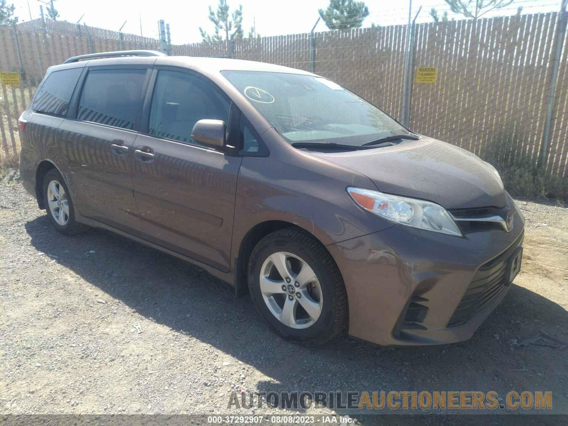 5TDKZ3DC5JS903540 TOYOTA SIENNA 2018