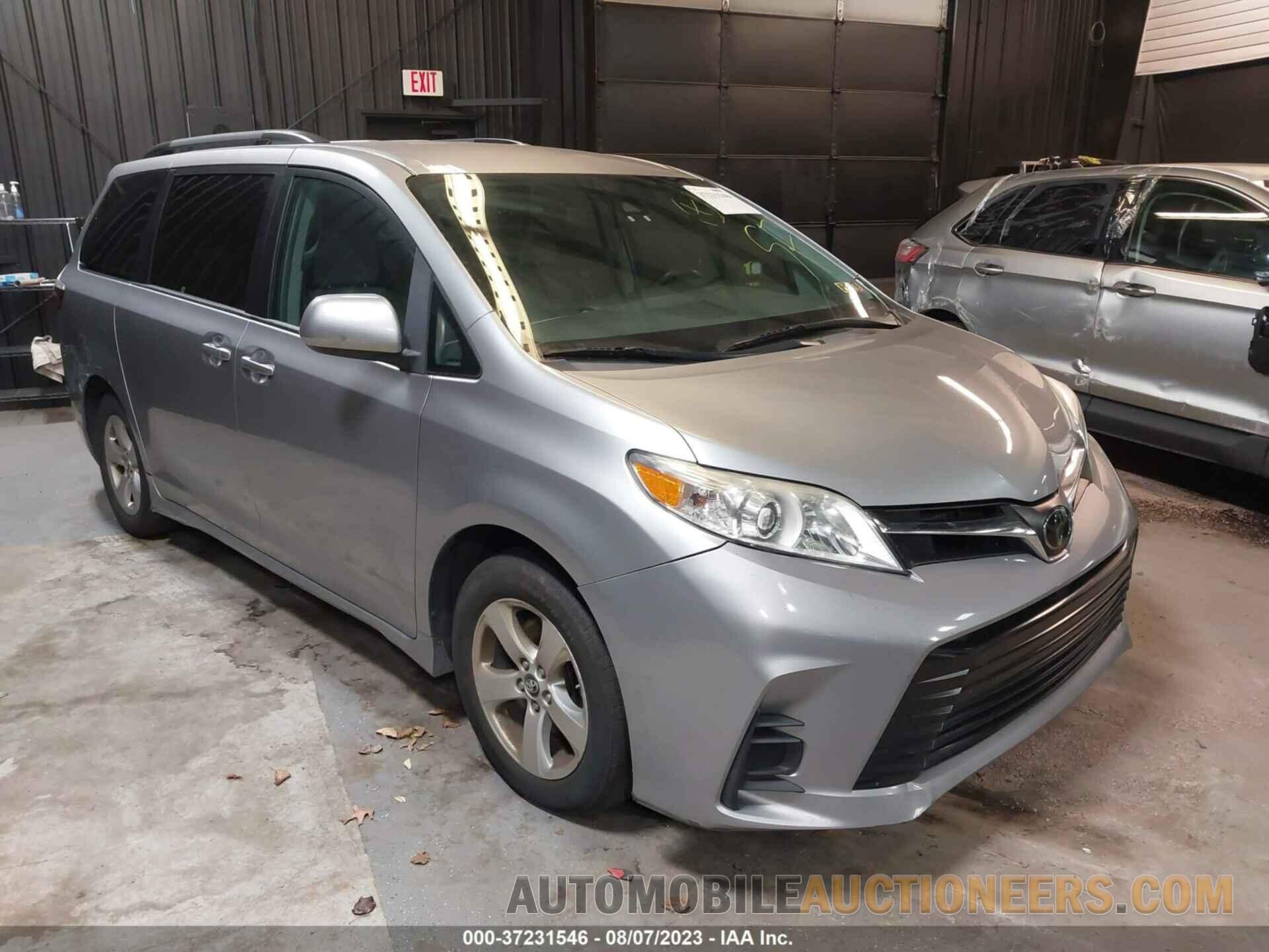 5TDKZ3DC5JS904915 TOYOTA SIENNA 2018