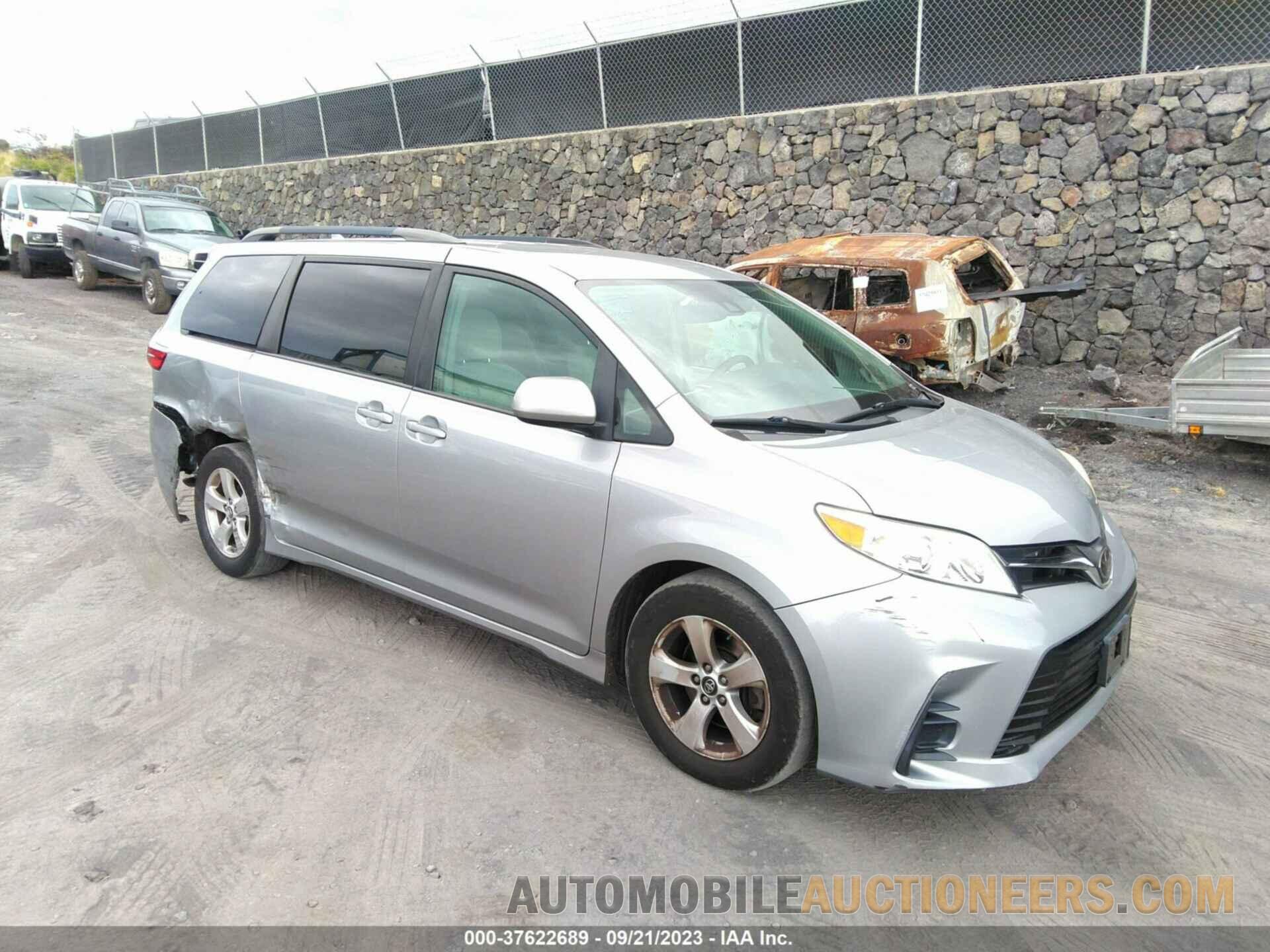 5TDKZ3DC5JS934030 TOYOTA SIENNA 2018