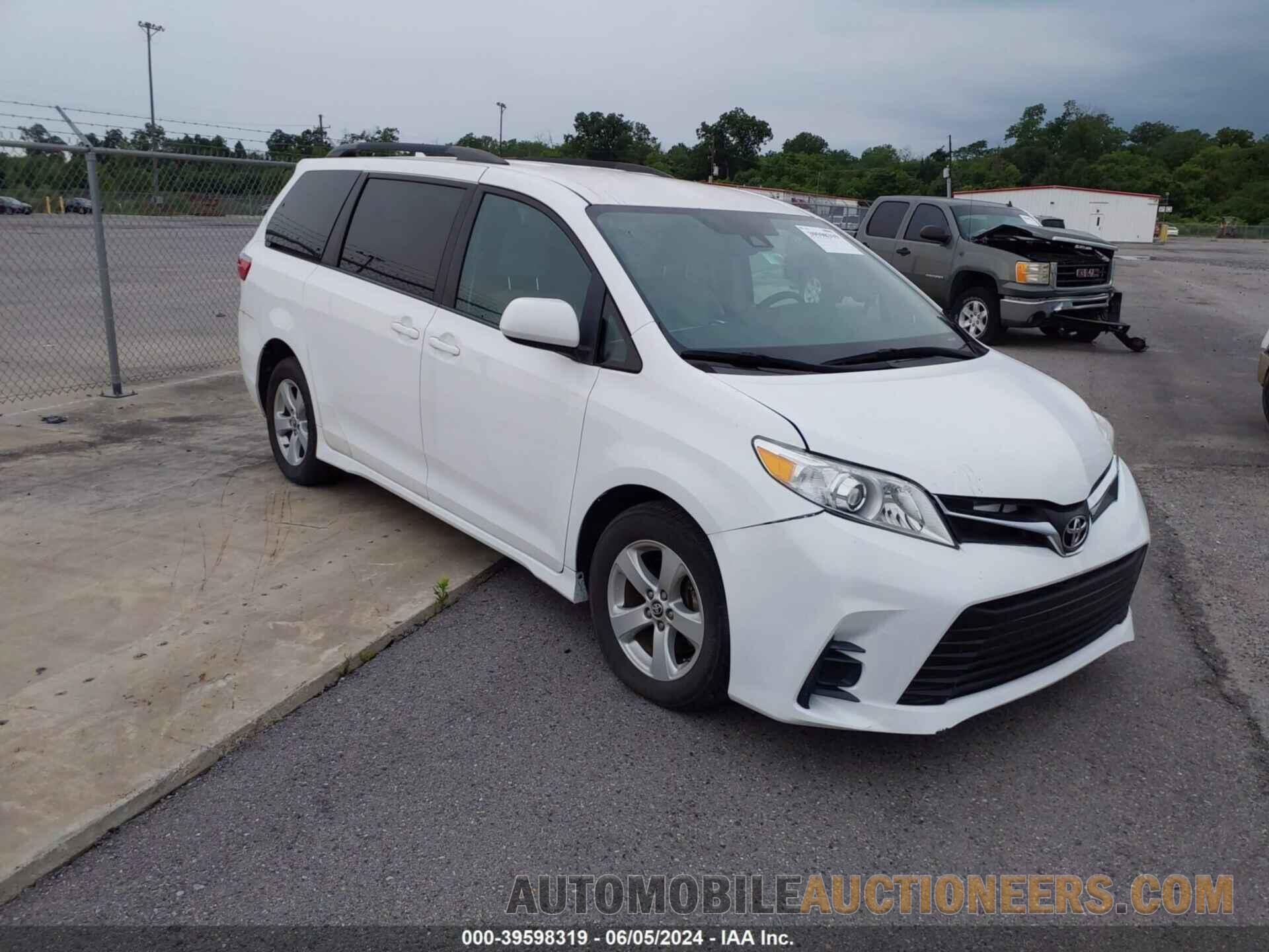 5TDKZ3DC5JS957775 TOYOTA SIENNA 2018