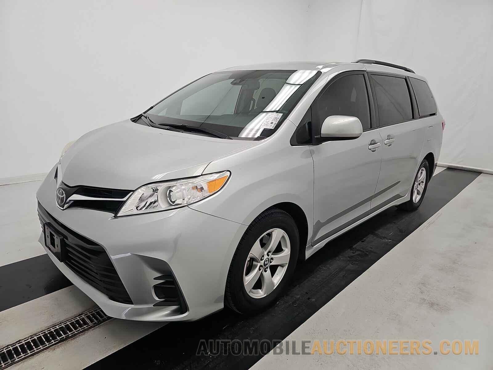 5TDKZ3DC5KS011600 Toyota Sienna LE 2019