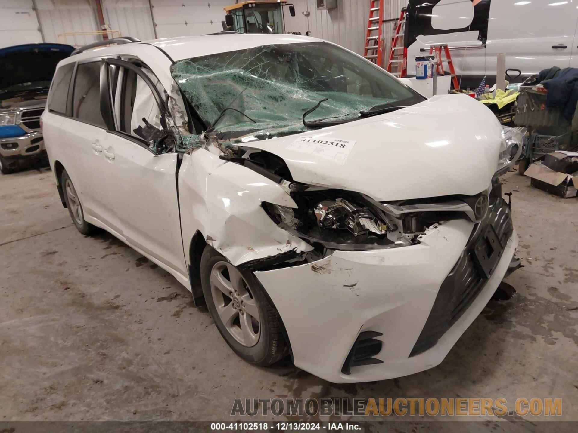 5TDKZ3DC5LS044937 TOYOTA SIENNA 2020