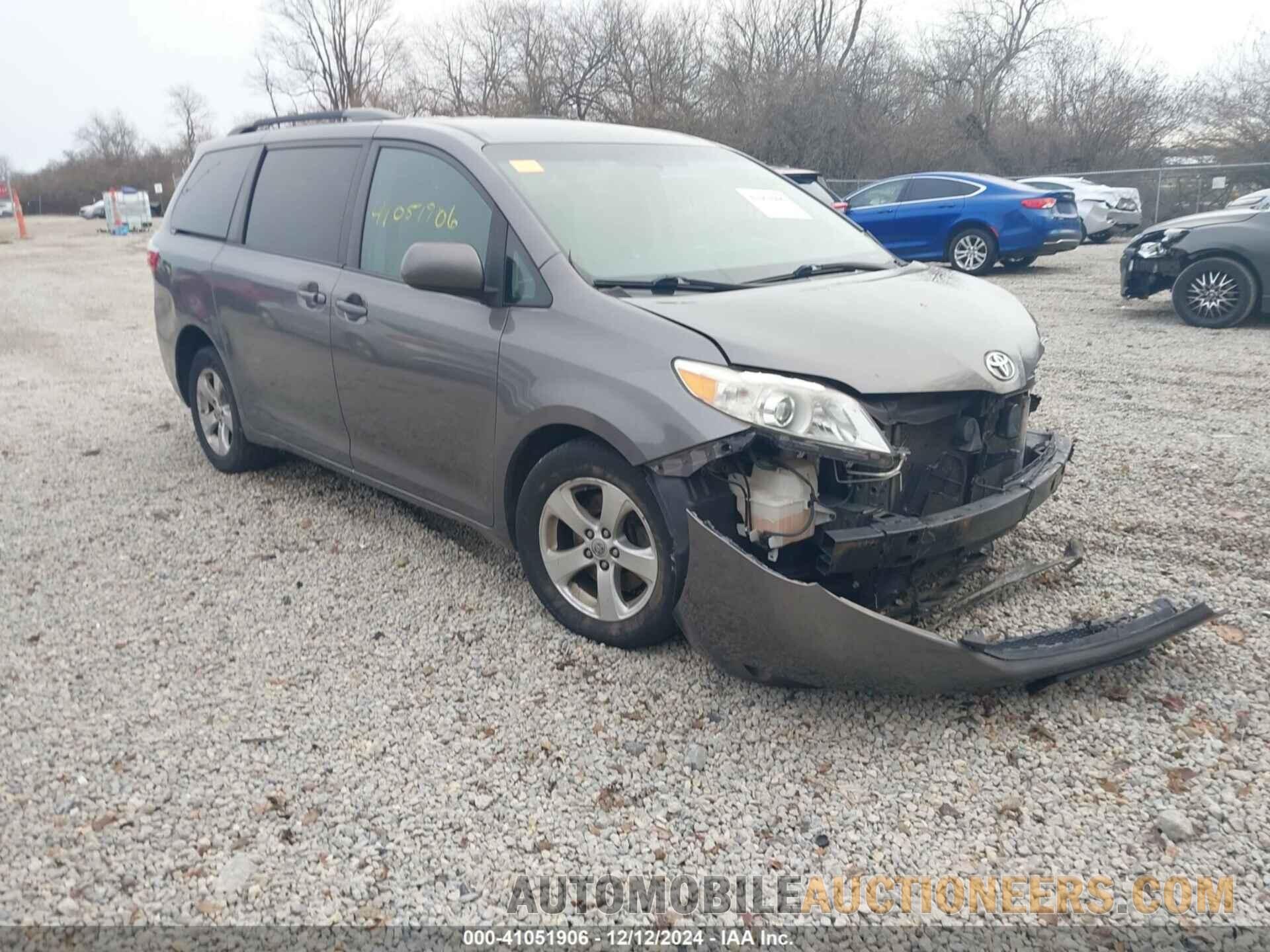 5TDKZ3DC6HS844685 TOYOTA SIENNA 2017