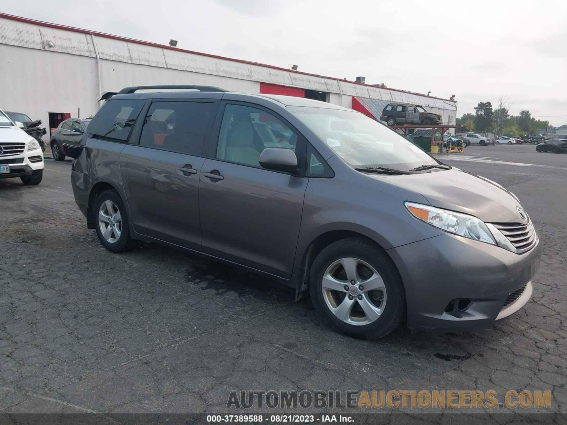 5TDKZ3DC6HS864547 TOYOTA SIENNA 2017