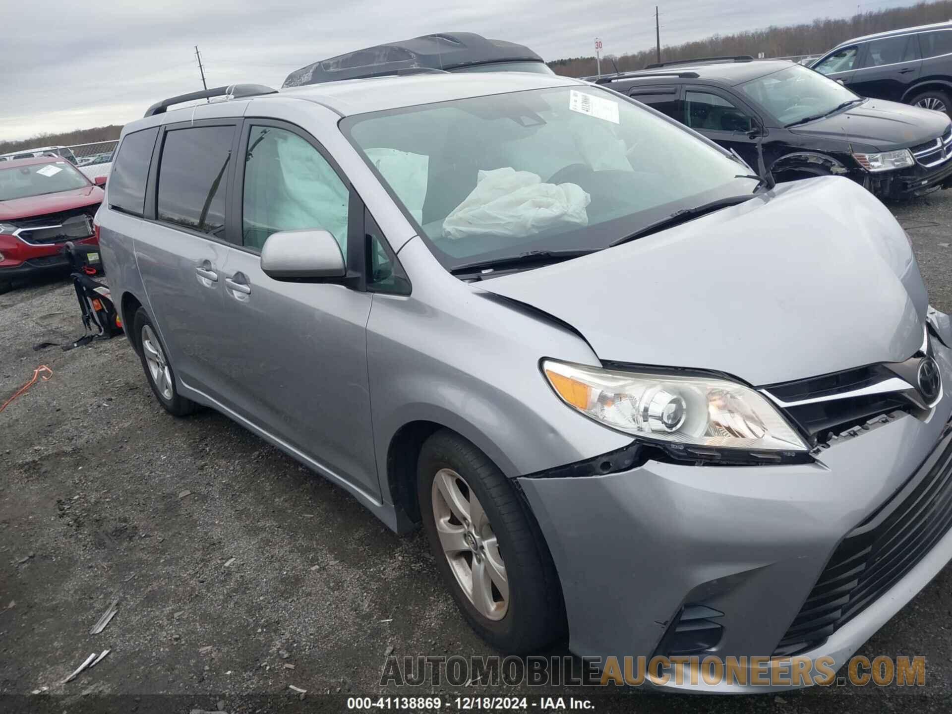 5TDKZ3DC6JS904910 TOYOTA SIENNA 2018