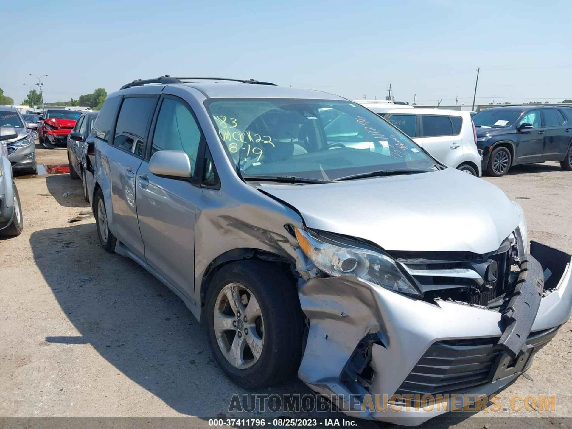 5TDKZ3DC6JS946560 TOYOTA SIENNA 2018