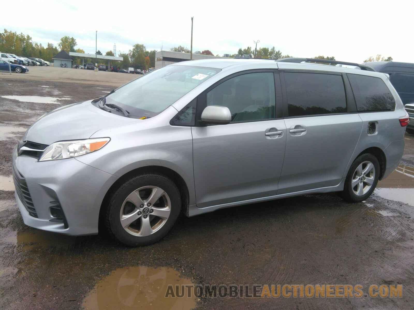 5TDKZ3DC6KS006177 Toyota Sienna LE 2019