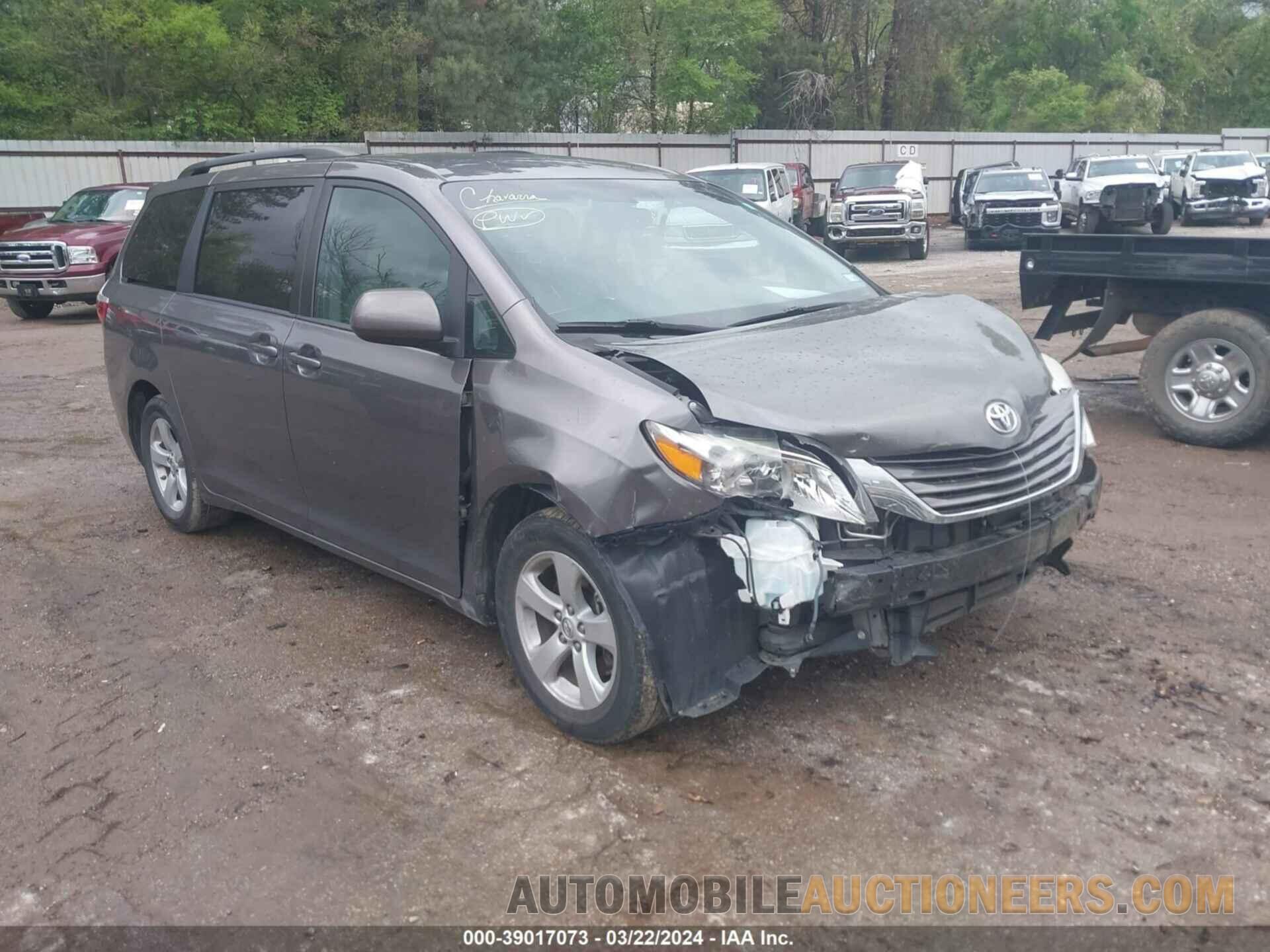 5TDKZ3DC7HS787140 TOYOTA SIENNA 2017