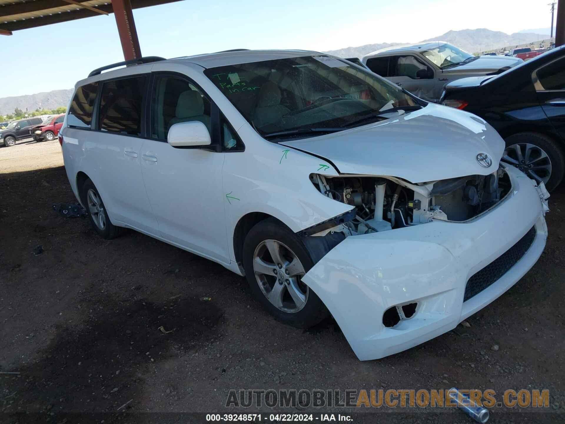 5TDKZ3DC7HS830164 TOYOTA SIENNA 2017