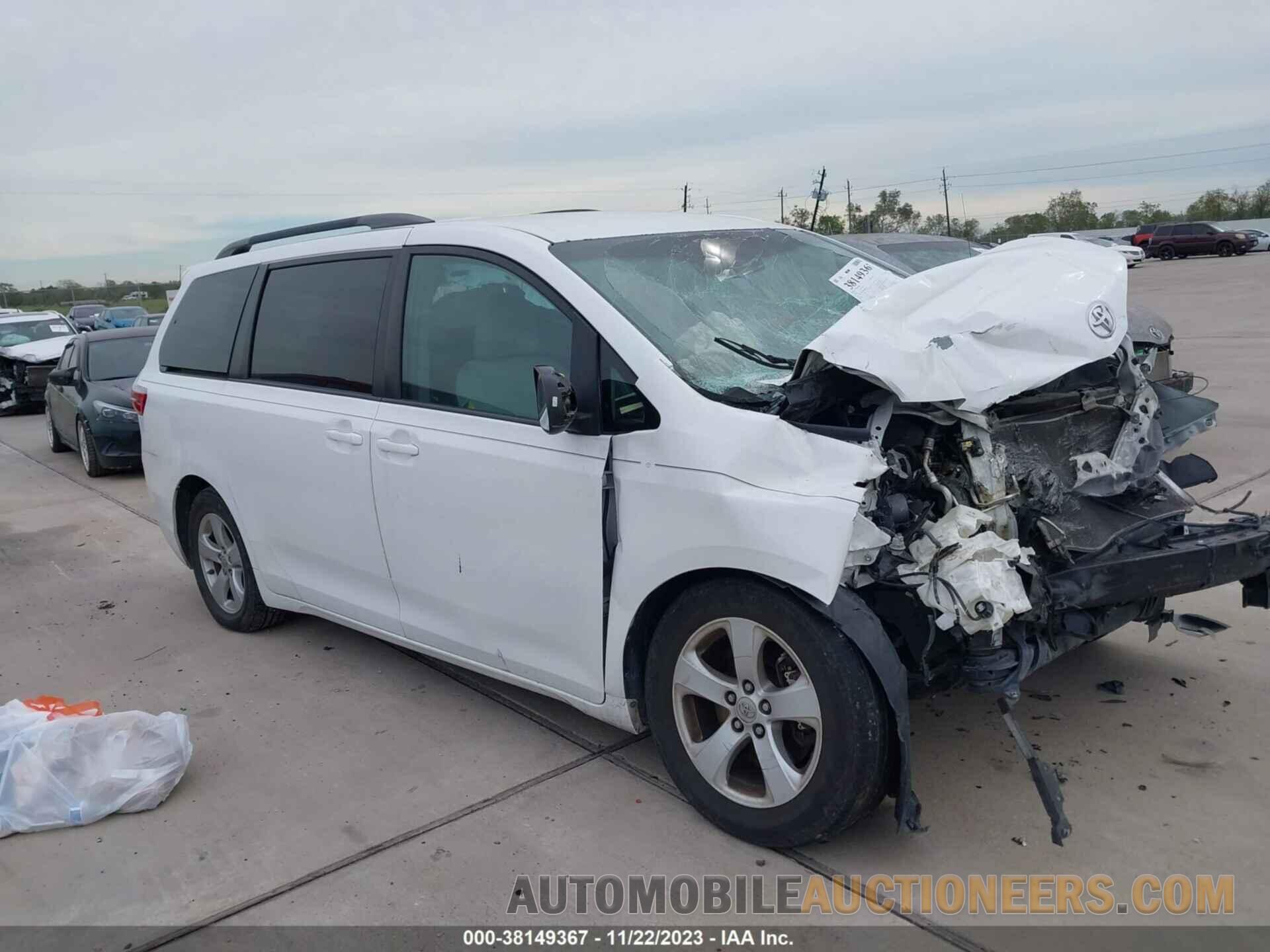 5TDKZ3DC7HS840886 TOYOTA SIENNA 2017