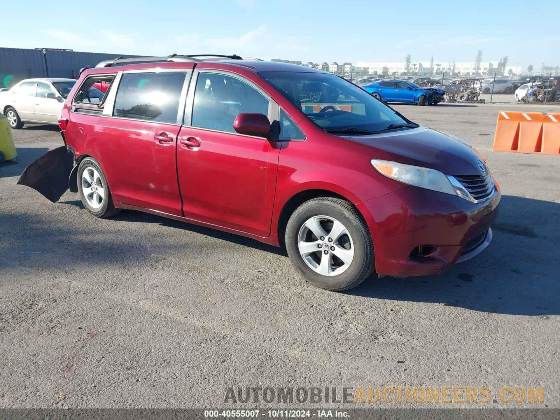 5TDKZ3DC7HS896102 TOYOTA SIENNA 2017