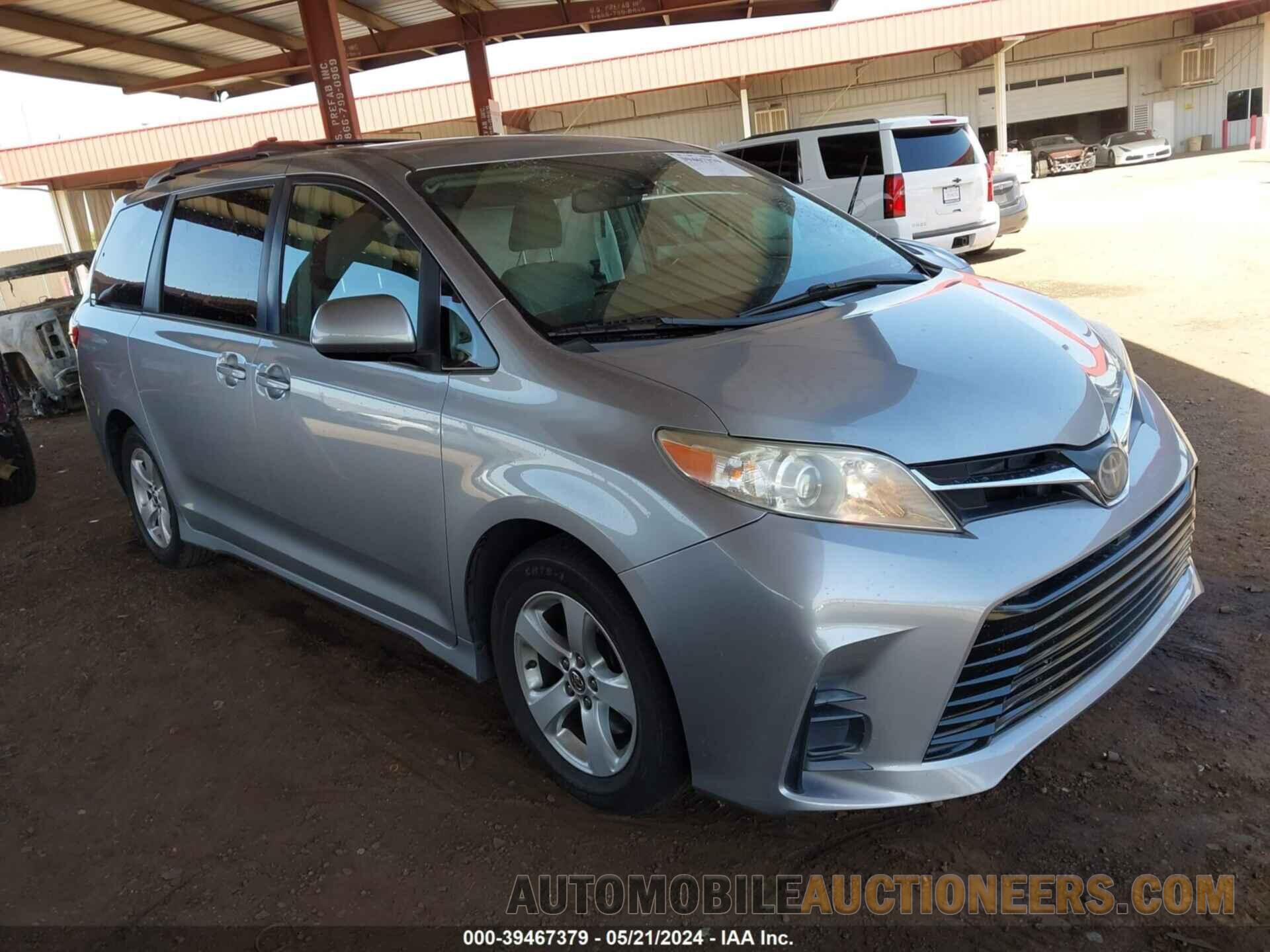 5TDKZ3DC7JS902065 TOYOTA SIENNA 2018