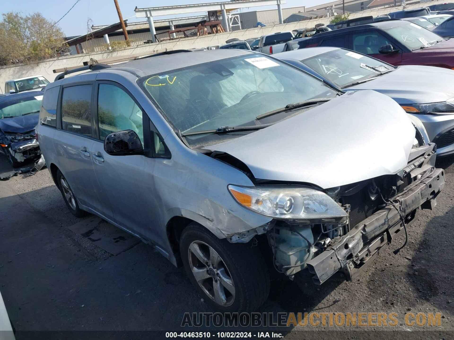 5TDKZ3DC7JS919500 TOYOTA SIENNA 2018