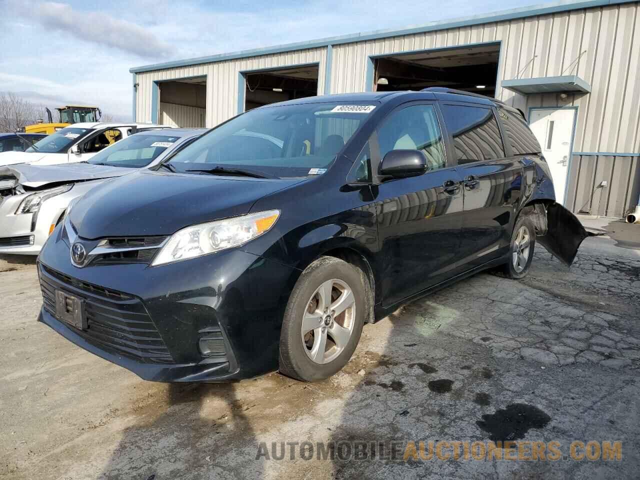 5TDKZ3DC7JS921022 TOYOTA All Models 2018