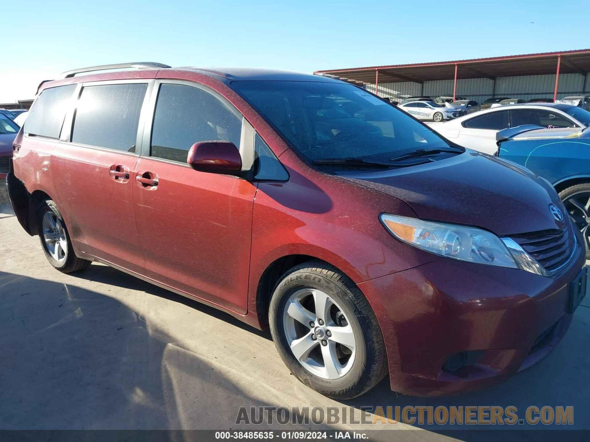 5TDKZ3DC8HS786501 TOYOTA SIENNA 2017