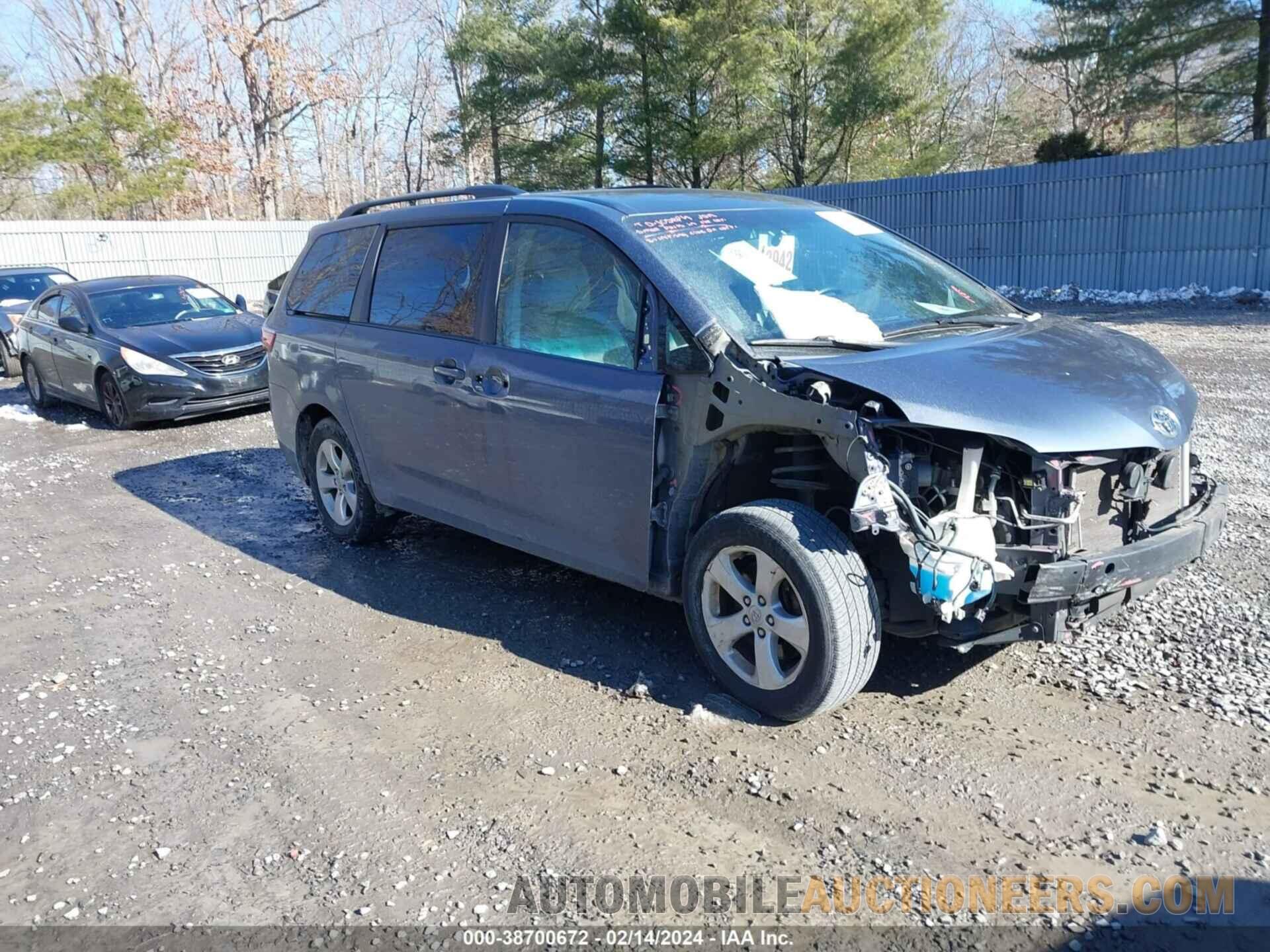 5TDKZ3DC8HS826026 TOYOTA SIENNA 2017