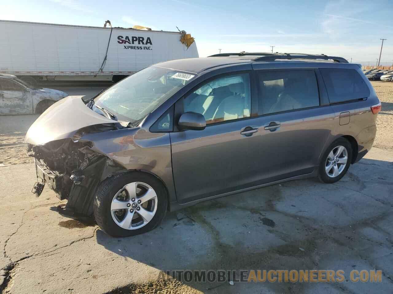 5TDKZ3DC8JS904262 TOYOTA All Models 2018