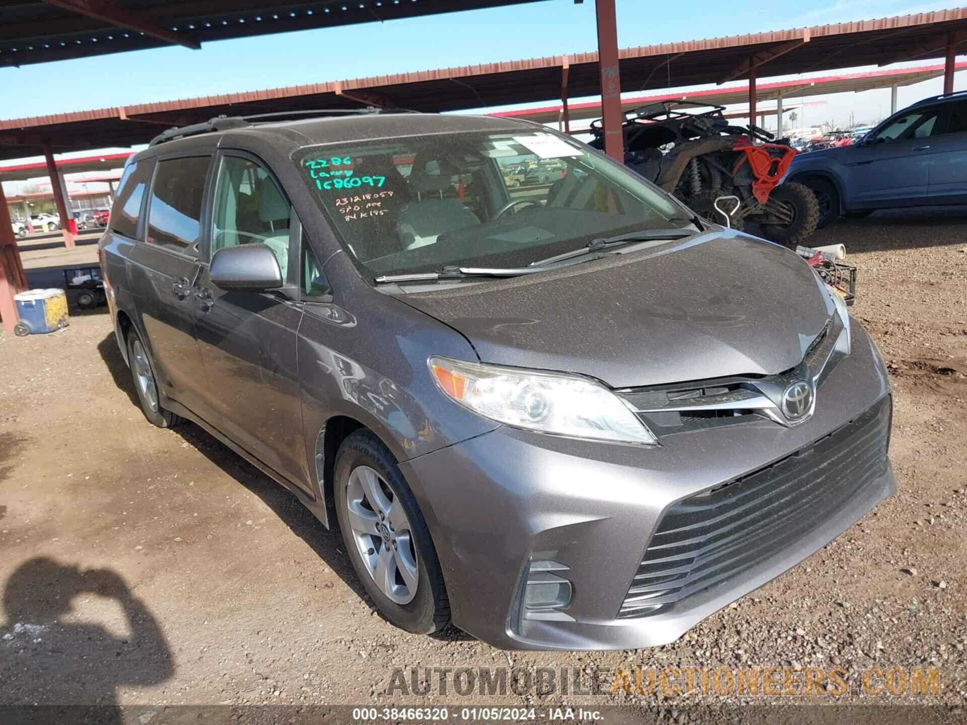 5TDKZ3DC8JS917318 TOYOTA SIENNA 2018