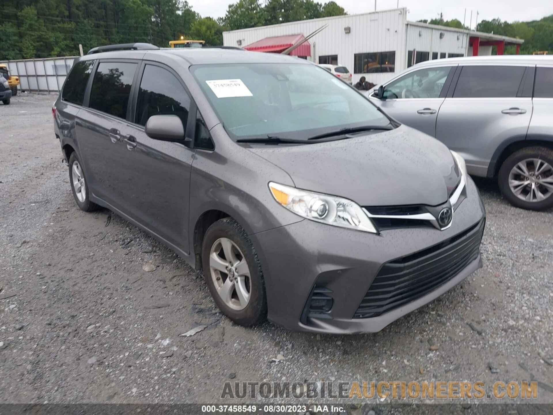 5TDKZ3DC8JS938976 TOYOTA SIENNA 2018