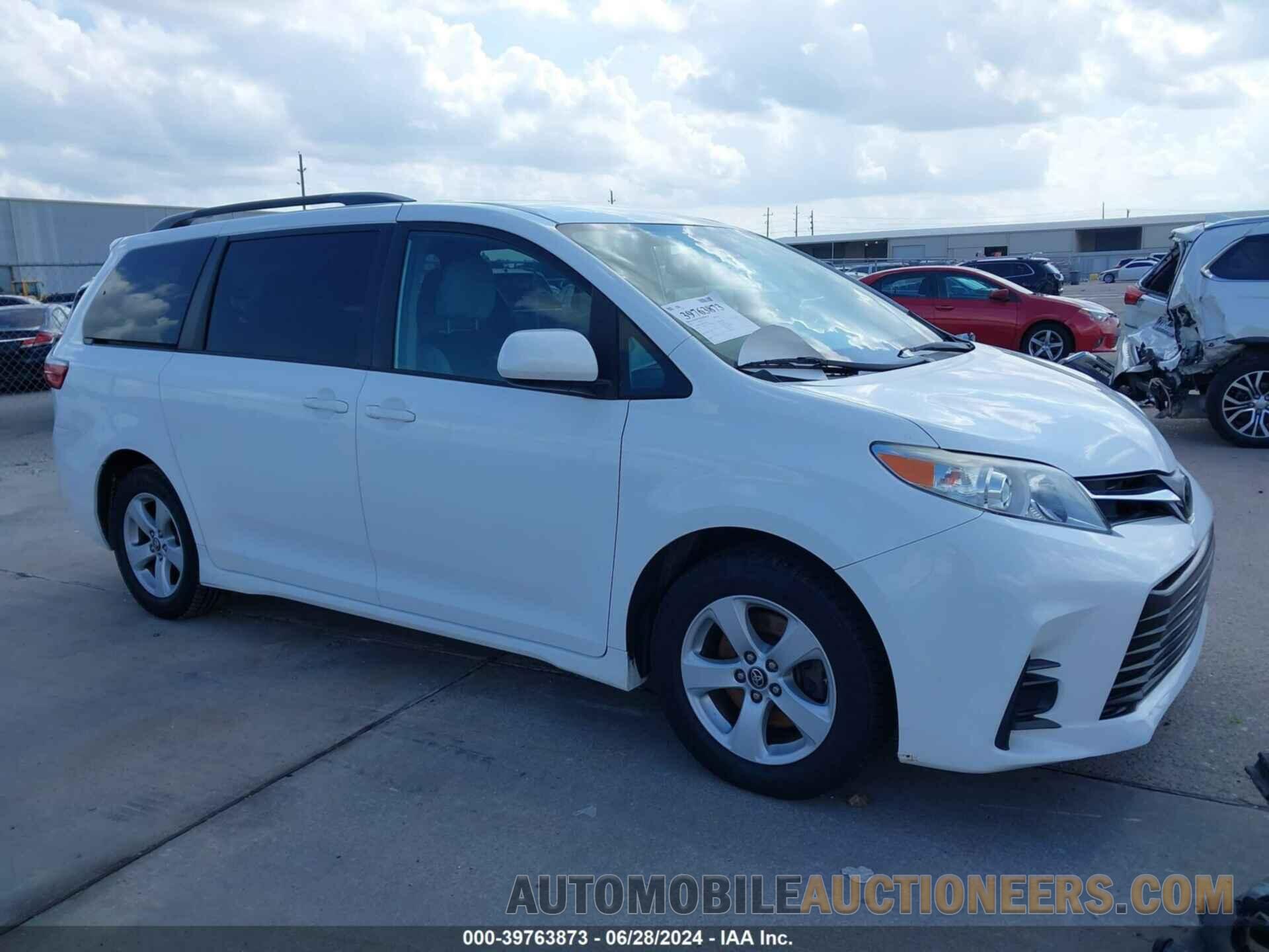 5TDKZ3DC8KS012045 TOYOTA SIENNA 2019